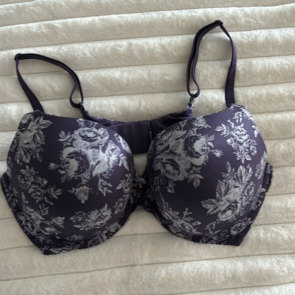 Victoria Secret Bra - Body By Victoria 38D